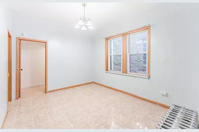 824 N California Avenue, Chicago, IL 60622 - Photo 9
