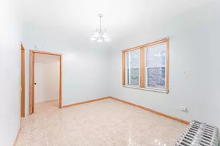 824 N California Ave, Chicago, IL 60622 - Photo 9