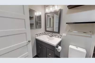 1069 W 14th Place #123, Chicago, IL 60608 - Photo 17