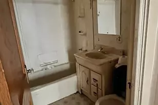 2722 Euclid Ave, Berwyn, IL 60402 - Photo 15