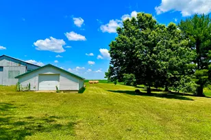 1184 Il Route 10, Monticello, IL 61856 - Photo 9