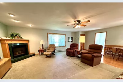 1184 Il Route 10, Monticello, IL 61856 - Photo 23