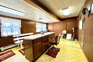 1184 Il Route 10, Monticello, IL 61856 - Photo 53