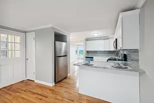 749 E 154th St, South Holland, IL 60473 - Photo 9