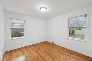 749 E 154th St, South Holland, IL 60473 - Photo 17
