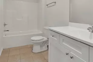 3121 W 82nd Pl, Merrillville, IN 46410 - Photo 13