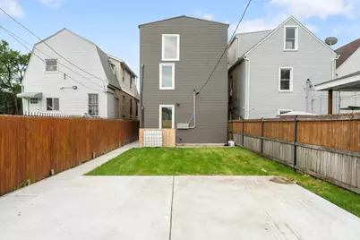 4502 W Thomas Street, Chicago, IL 60651 - Photo 15