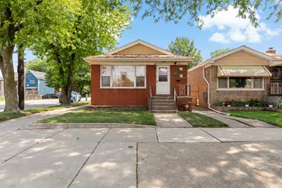 10301 S Avenue O, Chicago, IL 60617 - Photo 1