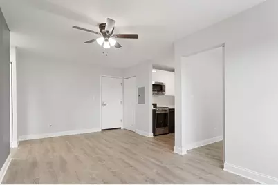 6001 N Kenmore Avenue #310, Chicago, IL 60660 - Photo 5