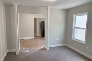 1023 N Elmwood Ave, Waukegan, IL 60085 - Photo 15