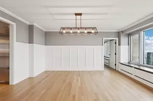 132 E Delaware Pl, Chicago, IL 60611 - Photo 9