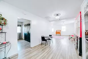 100 E Lyle St, Milford, IL 60953 - Photo 17