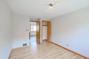 7549 Banks St, Justice, IL 60458 - Photo 31