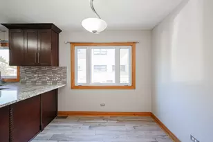 7549 Banks St, Justice, IL 60458 - Photo 25