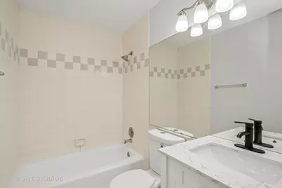 4721 S Woodlawn Avenue #E, Chicago, IL 60615 - Photo 9