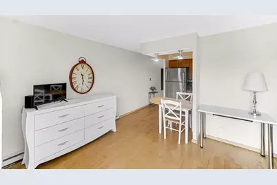 7830 W North Avenue #505, Elmwood Park, IL 60707 - Photo 11