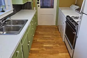 24 Mulberry St, Savanna, IL 61074 - Photo 3