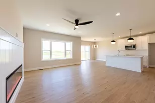 3309 Palmer Dr, Champaign, IL 61822 - Photo 5