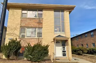 5706 St Charles Rd, Berkeley, IL 60163 - Photo 1