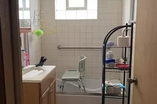 5706 St Charles Rd, Berkeley, IL 60163 - Photo 17