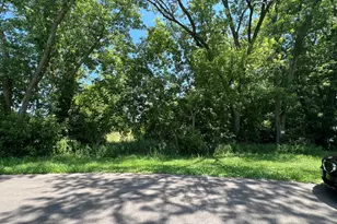 35025 N Ingleside Dr, Ingleside, IL 60041 - Photo 3