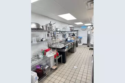 2564 N Clark Street, Chicago, IL 60614 - Photo 11