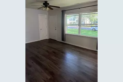 324 Elmwood Lane, Antioch, IL 60002 - Photo 5