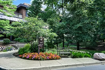 1409 Burr Oak Road #414A, Hinsdale, IL 60521 - Photo 1