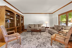 1012 Conan Doyle Rd, Naperville, IL 60564 - Photo 5