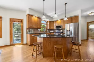 1012 Conan Doyle Rd, Naperville, IL 60564 - Photo 7