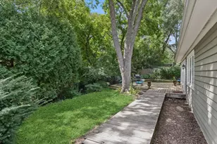 525 36th St, Downers Grove, IL 60515 - Photo 15