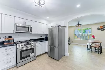 1006 Summit Street, Joliet, IL 60435 - Photo 7