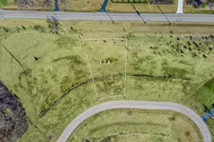 10625 Red Leaf Cir, Lakewood, IL 60014 - Photo 37