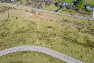 10625 Red Leaf Cir, Lakewood, IL 60014 - Photo 35