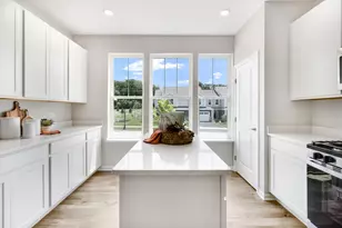 12329 Tinsley St, Huntley, IL 60142 - Photo 3