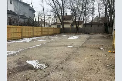 320 N Hickory Street, Joliet, IL 60435 - Photo 3