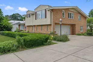 1106 East North Path, Wheaton, IL 60187 - Photo 17