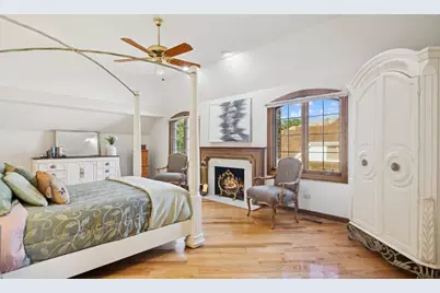 8120 Woodside Lane, Burr Ridge, IL 60527 - Photo 13