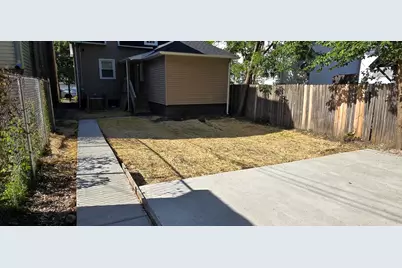 11531 S Perry Avenue, Chicago, IL 60628 - Photo 15