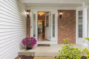 49 Mohawk St, Cary, IL 60013 - Photo 3