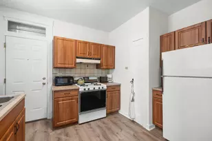 1424 E 58th St, Chicago, IL 60637 - Photo 9