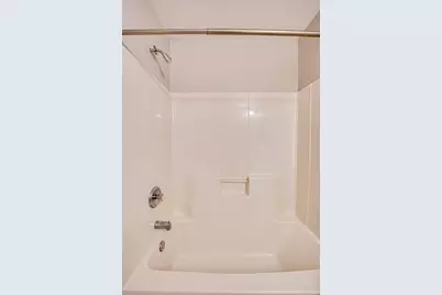 2427 Stoughton Circle #2427, Aurora, IL 60502 - Photo 11