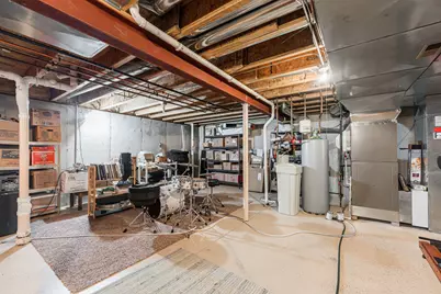 102 Quinlan Avenue, Dekalb, IL 60115 - Photo 47