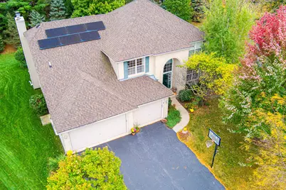 102 Quinlan Avenue, Dekalb, IL 60115 - Photo 5