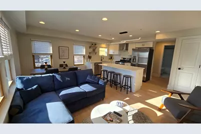 4000 Forest Avenue #6, Brookfield, IL 60513 - Photo 7