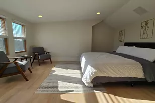 4000 Forest Ave, Brookfield, IL 60513 - Photo 9