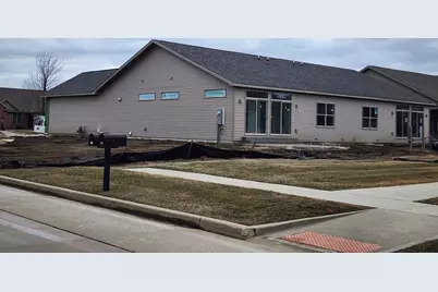 1922 Dunraven Road, Bloomington, IL 61704 - Photo 3