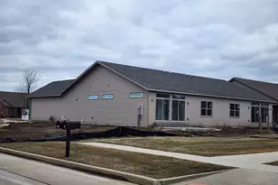 1922 Dunraven Rd, Bloomington, IL 61704 - Photo 3