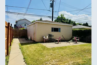 5221 W Montrose Avenue, Chicago, IL 60641 - Photo 27