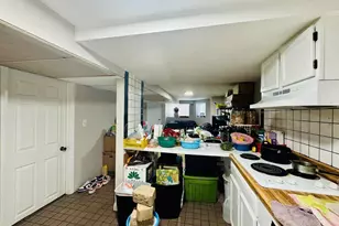 5221 W Montrose Ave, Chicago, IL 60641 - Photo 23